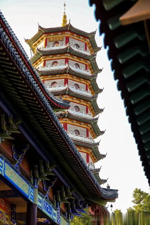 亚bo体育网每一砖一瓦都明白着别国风情的松懈与文明-亚博买球 体验棒 官网入口